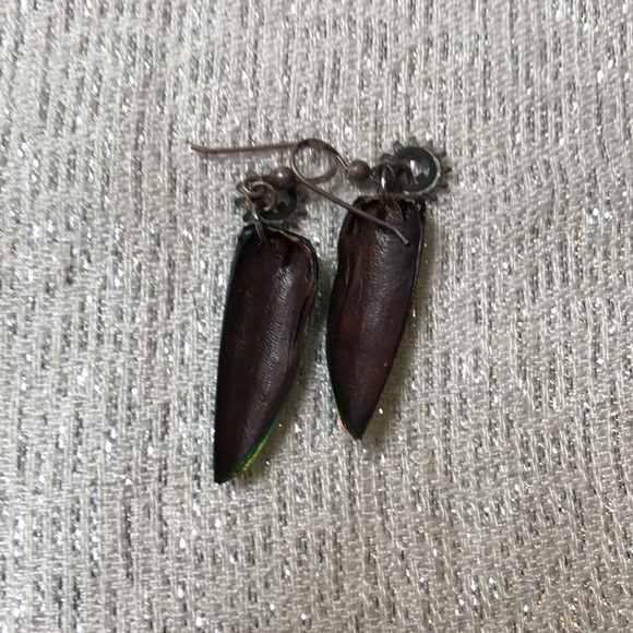 Beetle Wing Earrings with Gears ⚙️ - Picture 4 of 4